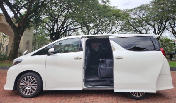 Toyota Alphard 2019